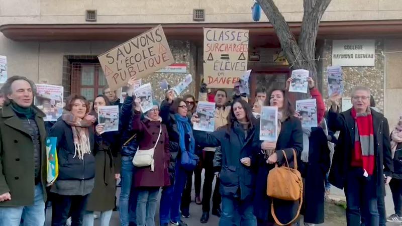 VIDEO. Une classe de sixième en moins, professeurs et parents manifestent devant le collège