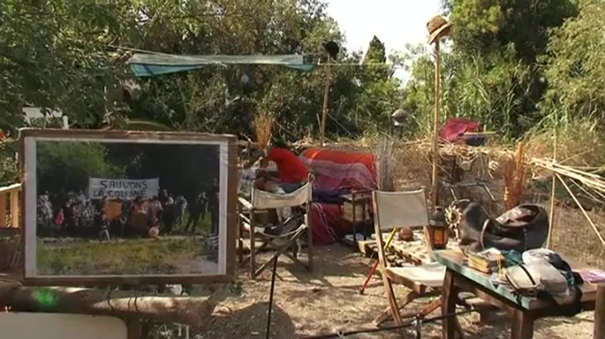 Dans la Zone à défendre (ZAD) du quartier de Las Rébès, à Montpellier