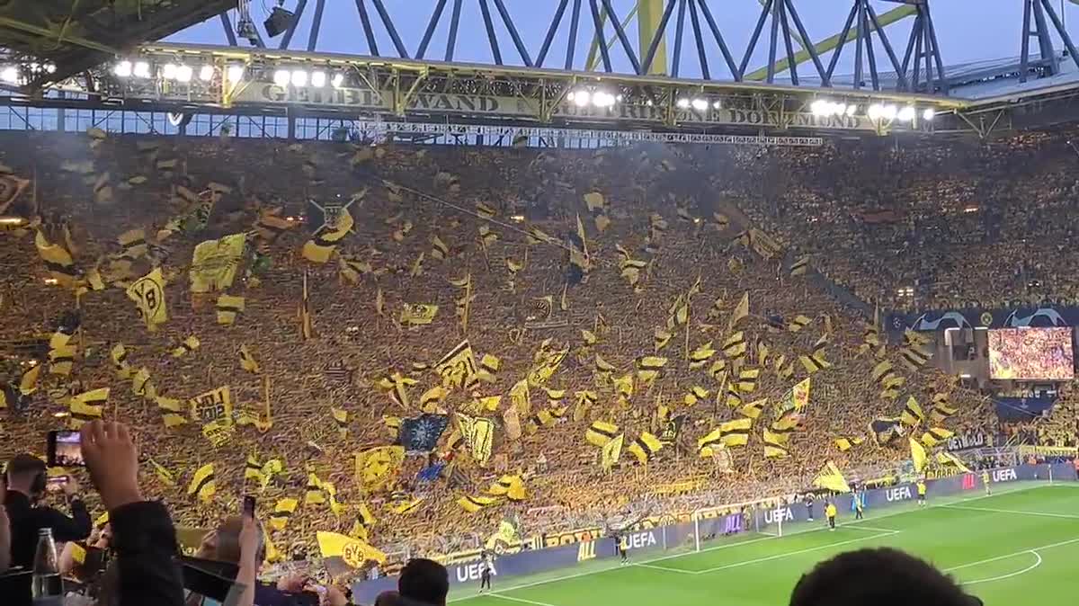 Le mur jaune à Dortmund avant la demi-finale de Ligue des champions contre le PSG