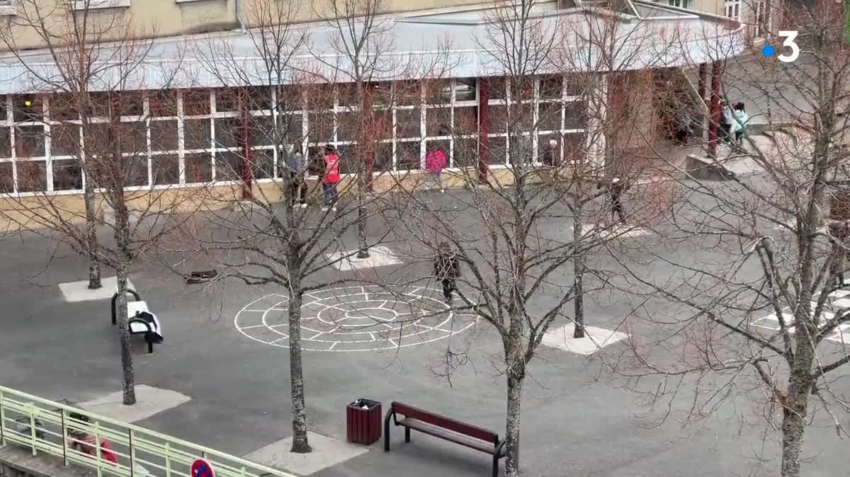 L'école élémentaire Cerclier-Géry est concernée, elle aussi, par des fermetures de classes.