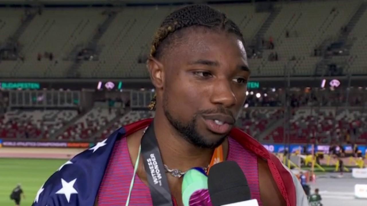 Noah Lyles, fraîchement champion du monde sur 200 mètres, revient sur sa performance XXL. Il réalise le doublé après avoir remporté l'or sur 100 mètres.