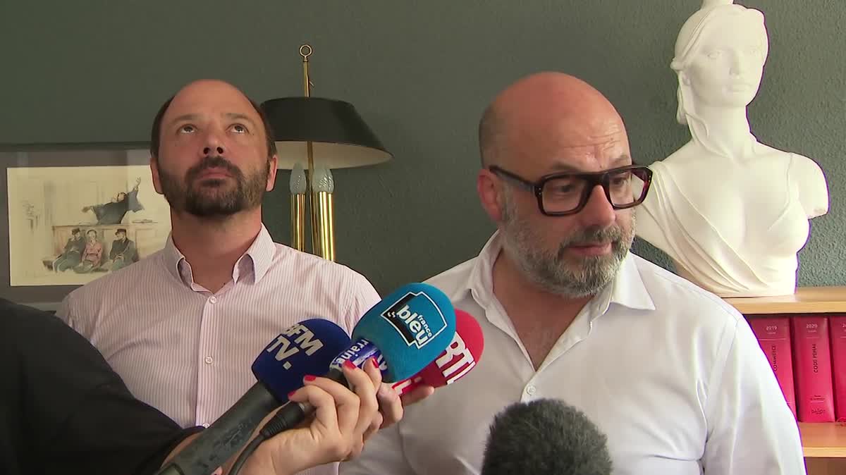 Les parents de Rose dans le bureau de leur avocat, mercredi 21 juin.