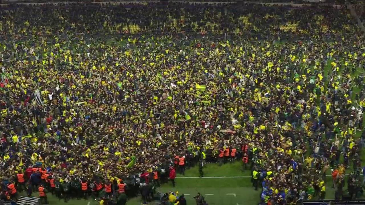 C'est fait ! Le FC Nantes se qualifie pour la finale de la Coupe de France. Les hommes d'Antoine Kombouaré se sont sortis du piège lyonnais en s'imposant 1 à 0. Les Canaris affronteront Annecy ou Toulouse au Stade de France. Le tenant du titre est toujours en vie dans cette compétition !