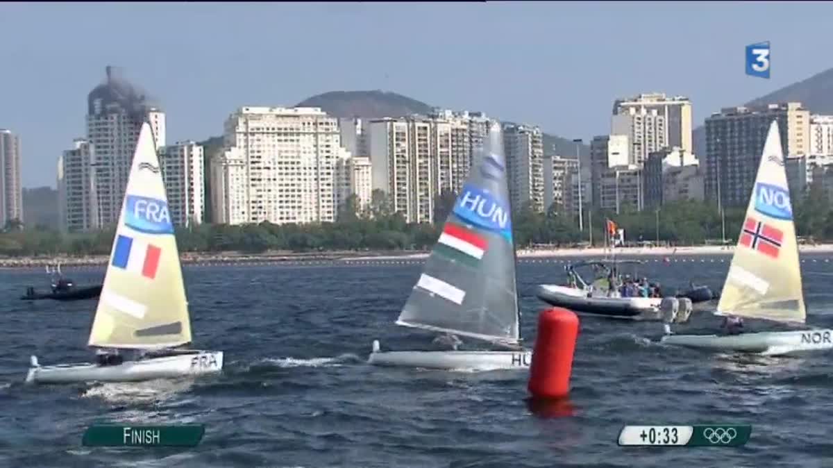 Le Trembladaise Charline Picon, médaillée d'or à Rio en planche à voile.