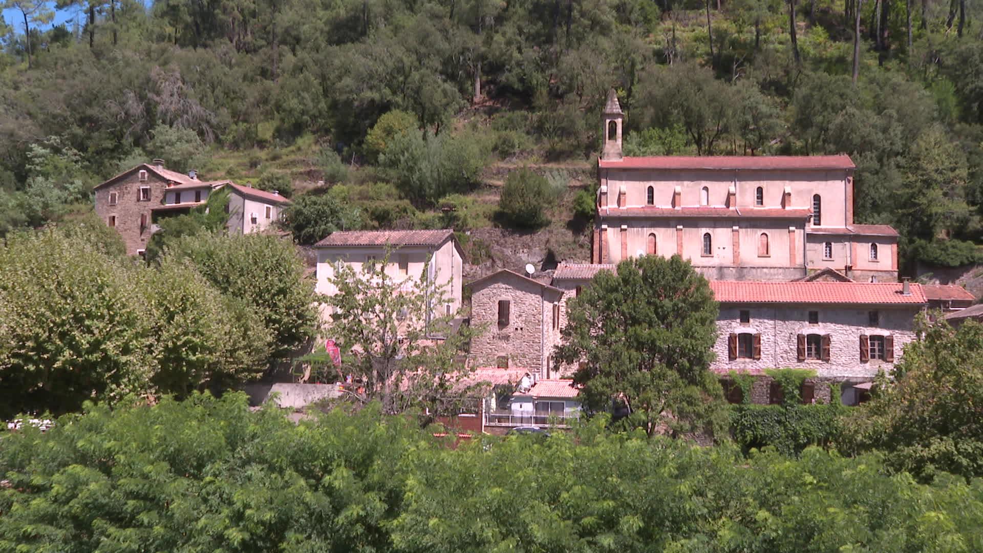 Le village du Chambon (Gard)