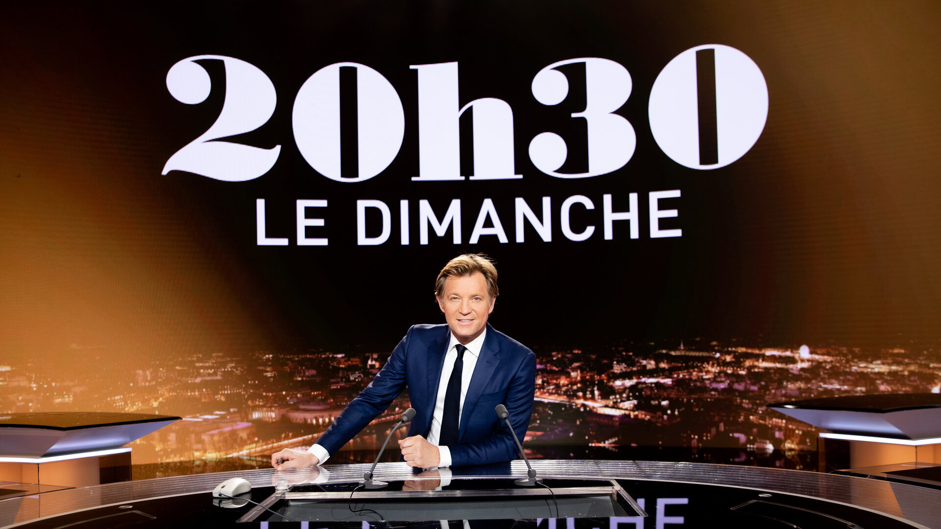 Journal De 20 Heures France 2 Direct 20h30 le dimanche" avec Marion Cotillard, Jérôme Commandeur, José Garcia et  Philippe Katerine