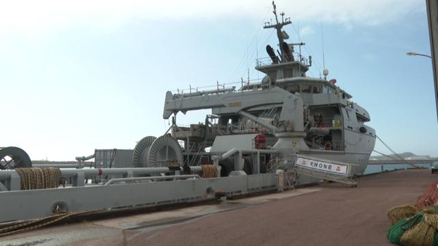 2 Manilles Militaires Pour Bateau – Marine Nationale, Treuil, Remorquage, Forestier