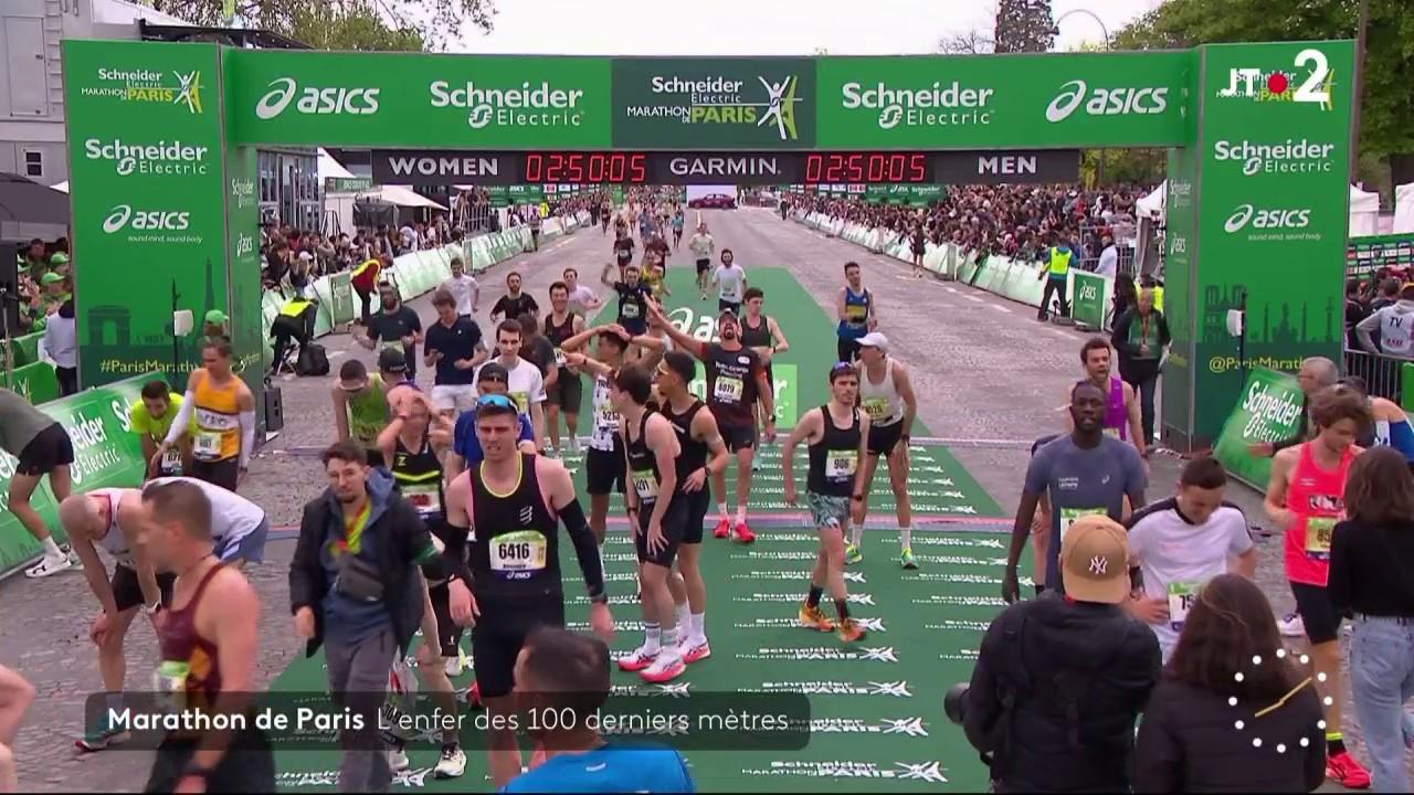 Marathon de Paris 2024 : sur la ligne d'arrivée, la fierté des participants