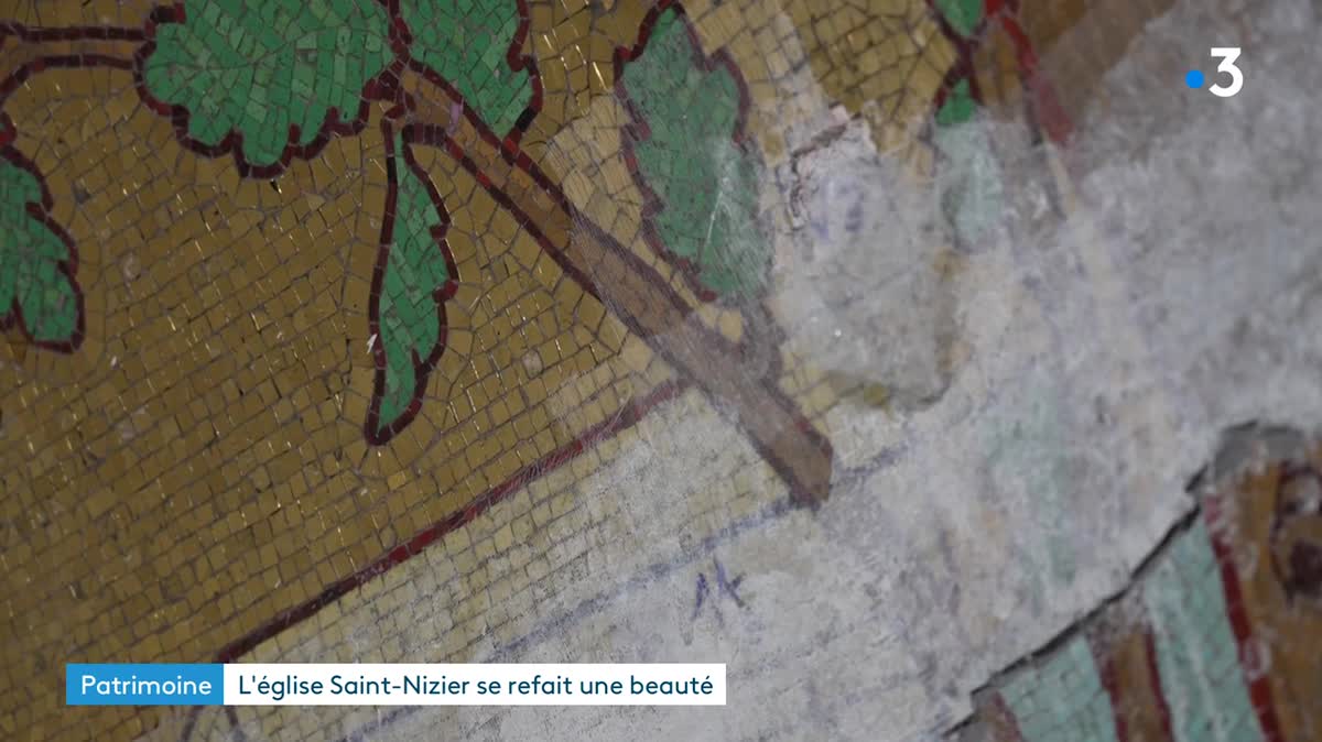 L'église Saint-Nizier de Lyon, et ses célèbres clochers, avant la phase de restauration débutée en septembre 2023.