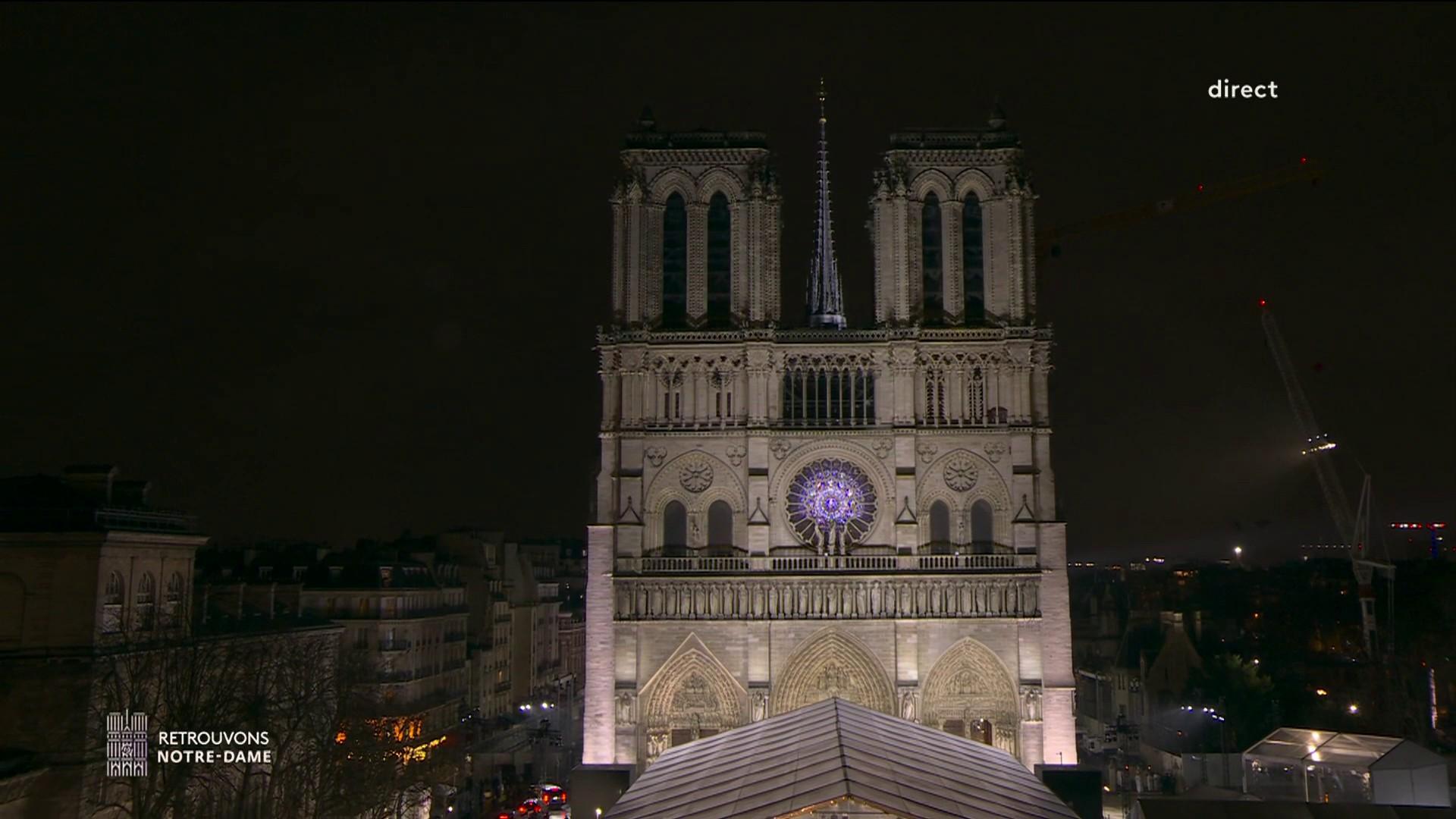 Le bourdon de Notre-Dame sonne