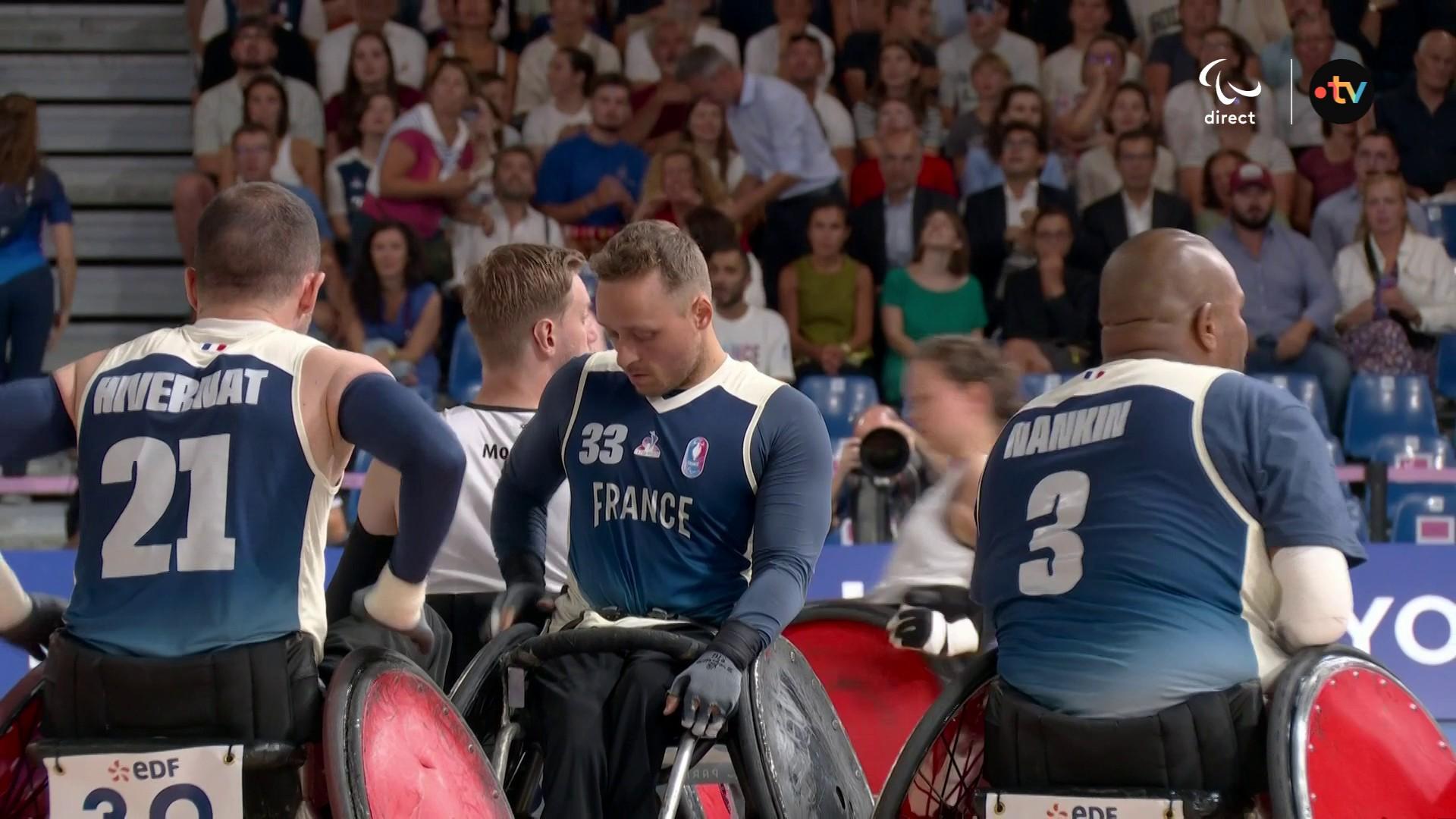 Les Bleus du rugby fauteuil ont remporté leur premier match face au Danemark, le jeudi 29 août 2024, au Grand Palais éphémère.