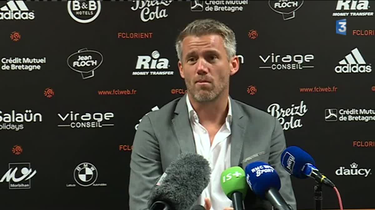 Mickaël Landreau, entraîneur du FC Lorient, lors de sa première conférence de presse le mardi 6 juin 2017.