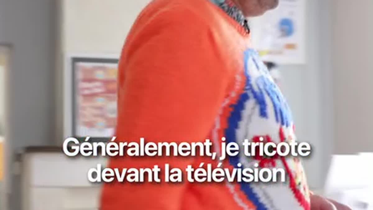 Jérôme Viau, chauffeur de taxi près de Saumur dans le Maine-et-Loire, double champion du monde du pull moche en 2022, remet son titre en jeu