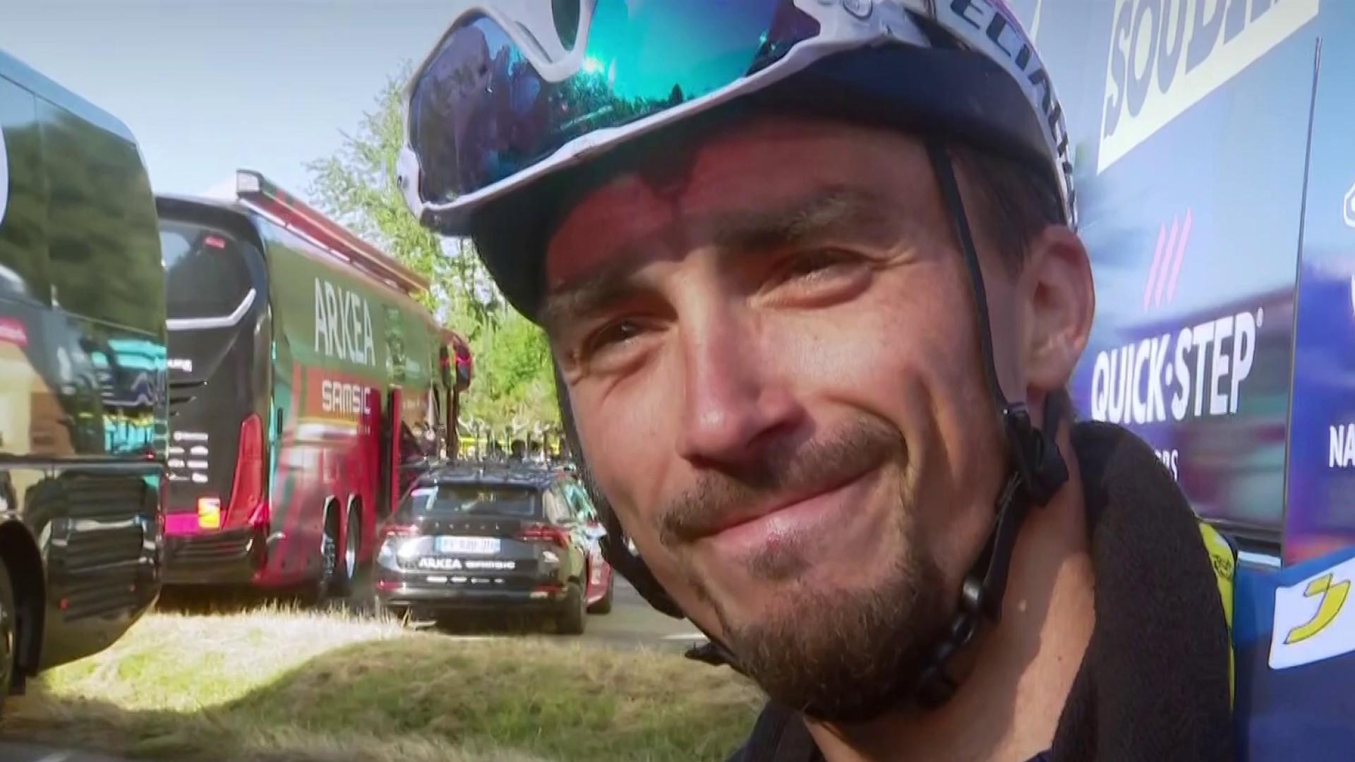 Pas d'échappée pour Julian Alaphilippe, mais du plaisir au moment de monter le mythique Puy de Dôme. Le Français de la Soudal Quick-Step a pu savourer avant la journée de repos de demain.