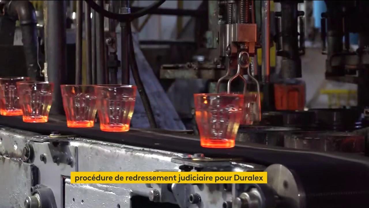 Mardi 16 avril, le géant du verre Duralex a annoncé l'ouverture d'une procédure judiciaire de redressement.  L'entreprise, fondée en 1945, était en proie à des difficultés financières.  L'objectif de cette procédure est de rechercher un nouvel acheteur.