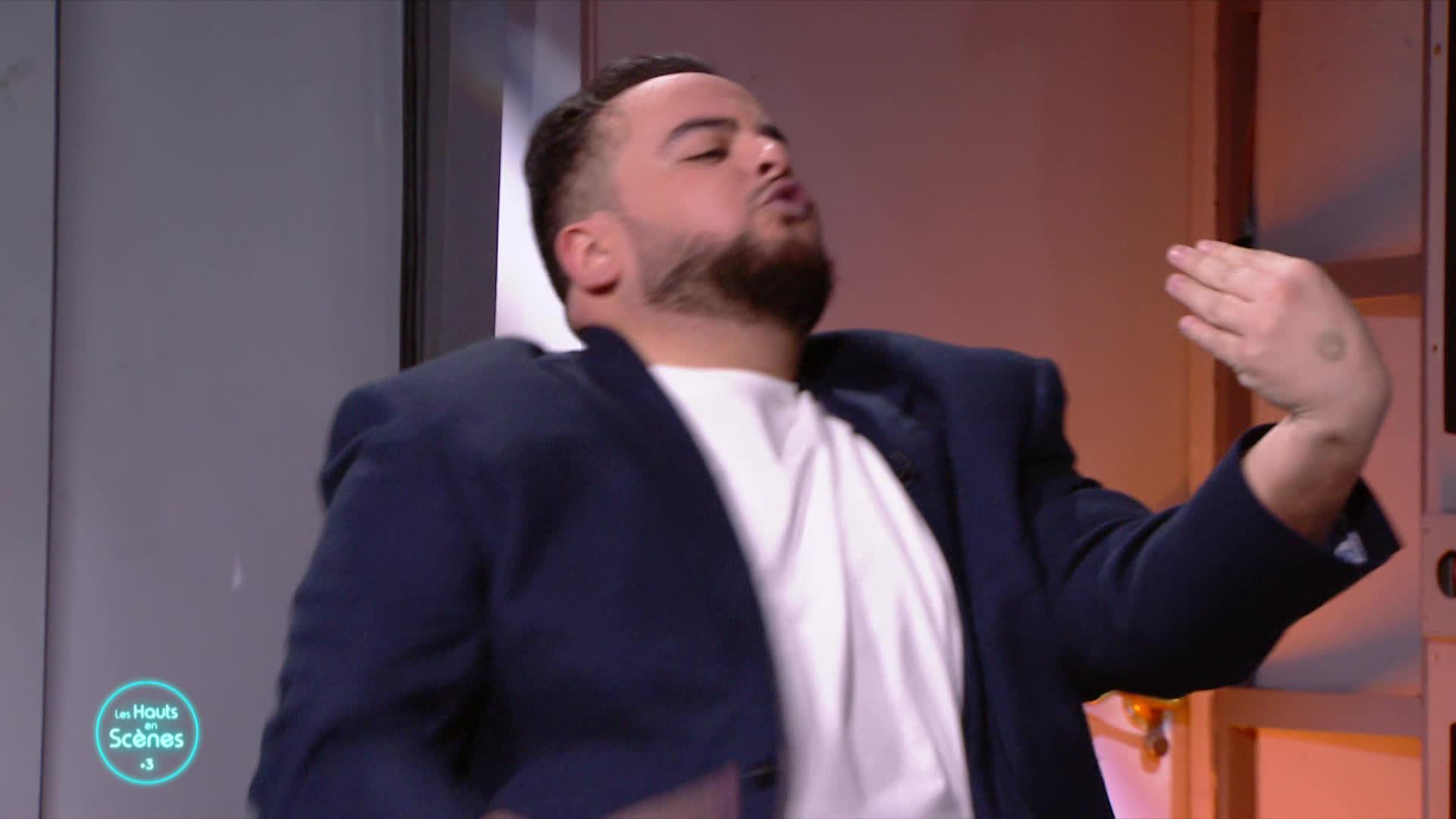 Le danseur Sofiane Chalal sur le plateau de "Vous êtes formidables" le 31 janvier 2023.