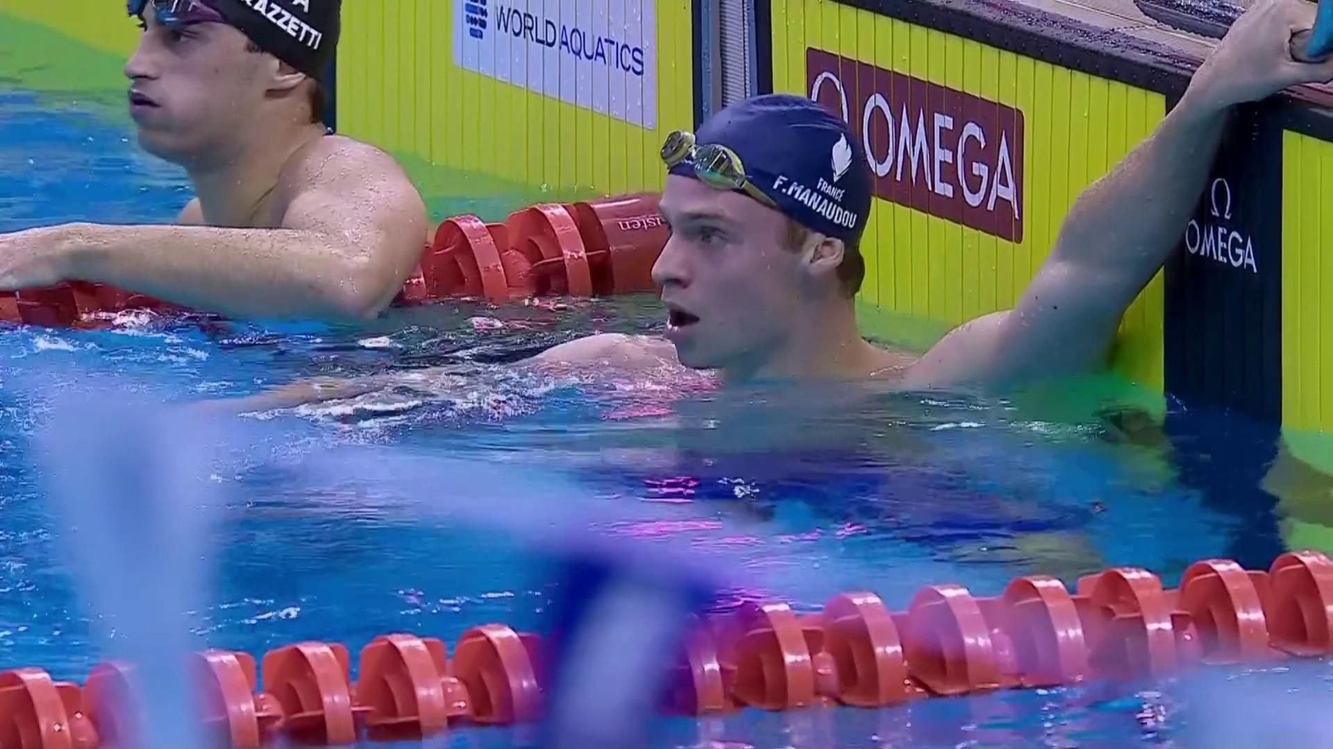 Léon Marchand a remporté le 400 m quatre nages en 3:58,45, plus de deux secondes devant l'Italien Alberto Razzetti (4:00,59). Le Français a échoué à seulement 15 centièmes de son propre record de France.