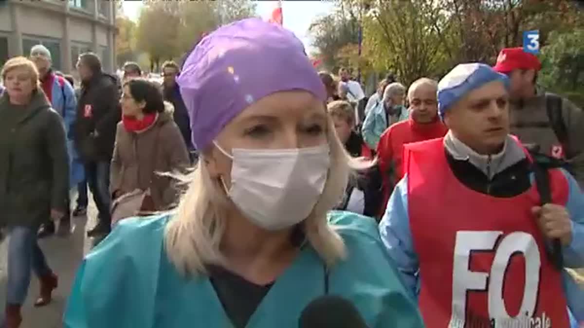 Environ 200 infirmiers en colère ont manifesté ce 8 novembre à Lille.