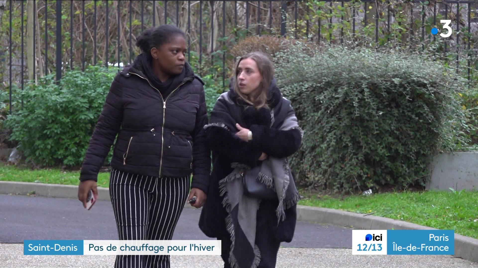 Dans son appartement, Emilie est plongée dans le noir pour tenter de conserver quelques degrés