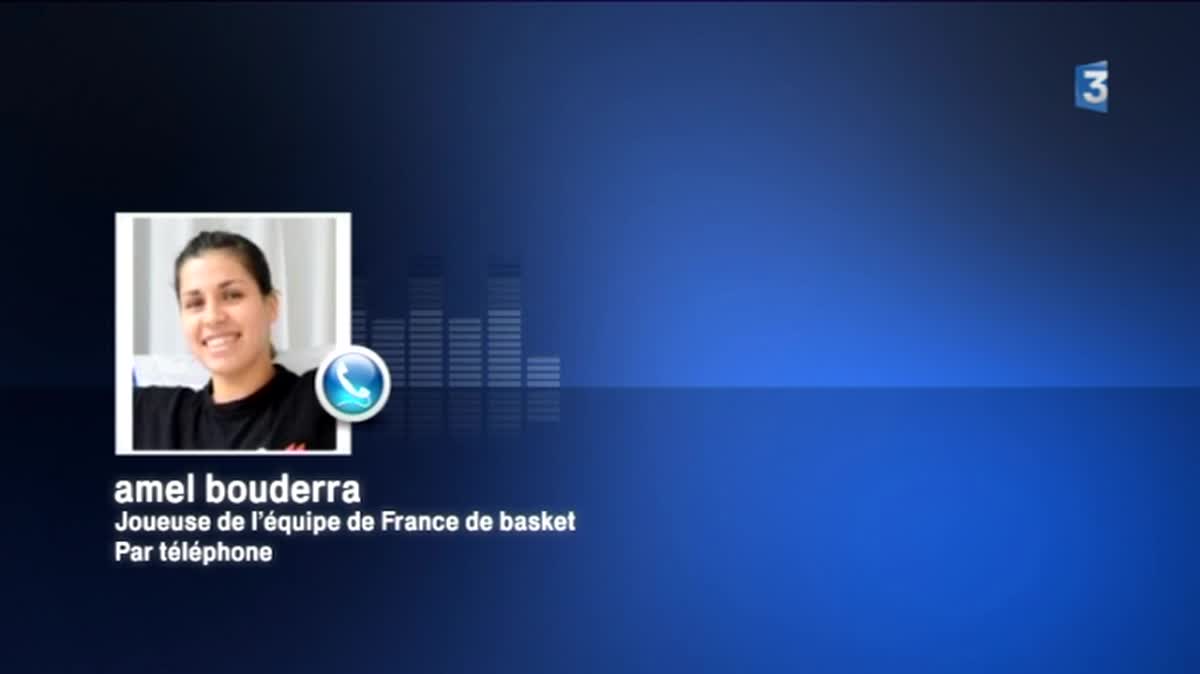 Amel Bouderra (basket féminin Flammes Carolo)