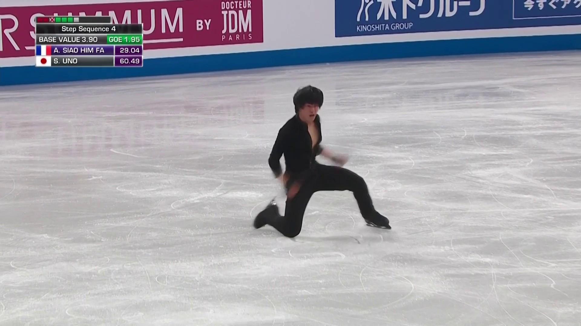 Double champion d'Europe en titre, les espoirs d'Adam Siao Him Fa se sont envolés dès le programme court de ces championnats du monde. Prestation très décevante du Français, qui récolte une note de seulement 77.49. En 19e position, le patineur est tout de même qualifié pour la suite de la compétition.