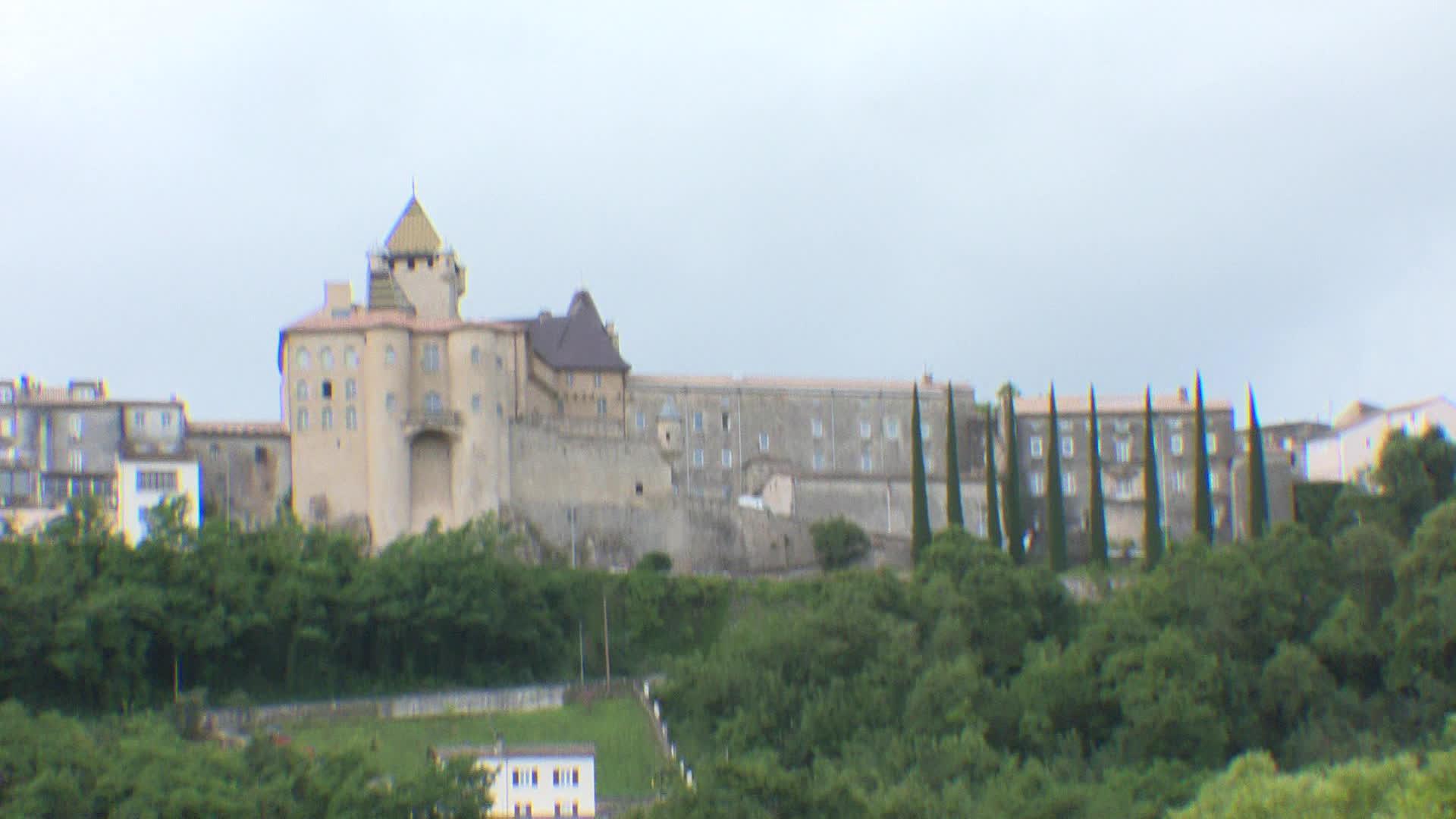 Le château d'Aubenas se transforme en centre d'art