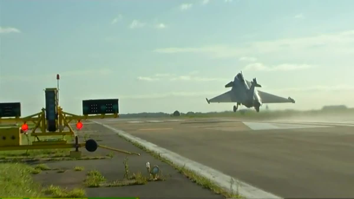 Image d'archive d'un bombardier russe