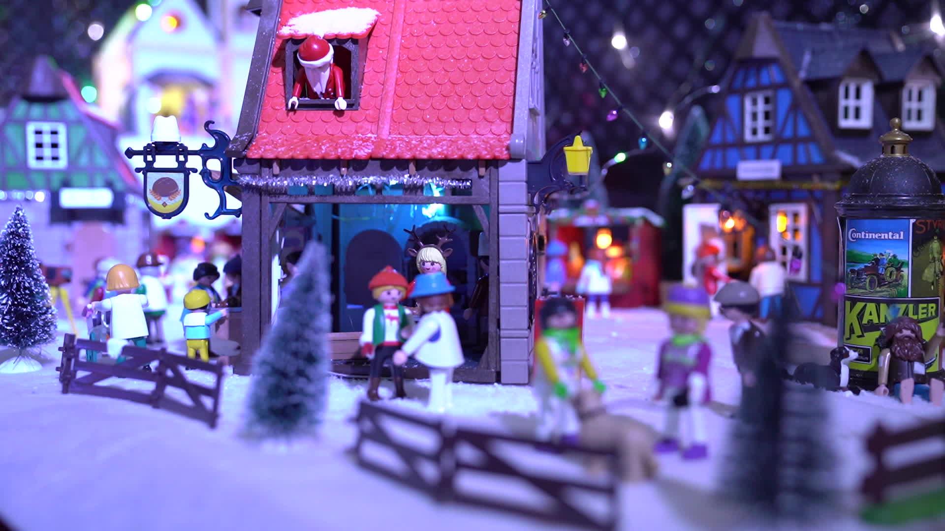 Le village de Noël en Playmobil à Jaux dans l'Oise créé par un passionné.