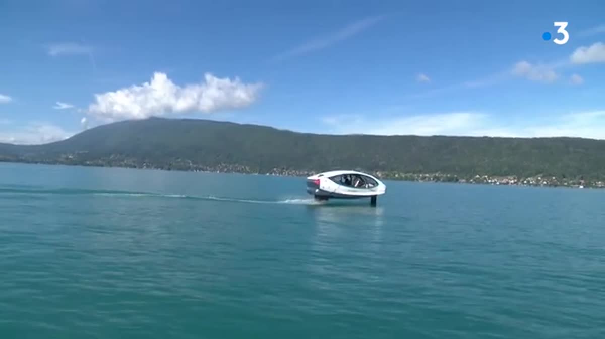 Les capsules volantes sont en expérimentation tout l'été sur le lac d'Annecy - juillet 2023