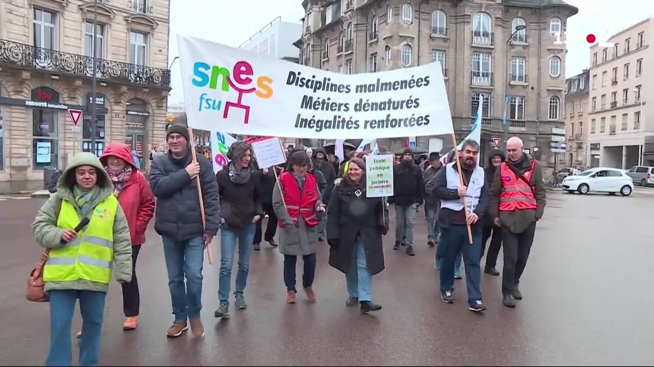 éducation Les Enseignants En Grève Pour Réclamer Plus De Moyens Et Une Revalorisation Salariale éducation Les Enseignants En Grève Pour Réclamer Plus De Moyens Et Une Revalorisation Salariale