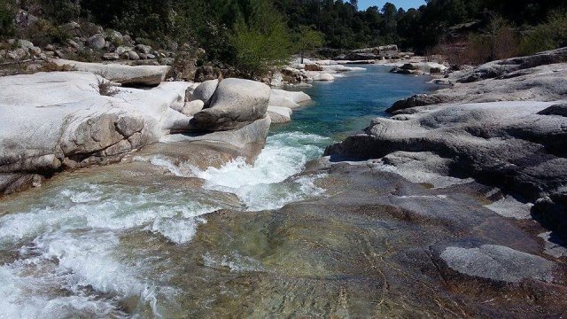 ILLUSTRATION - La rivière du Cavu (Corse-du-Sud) 