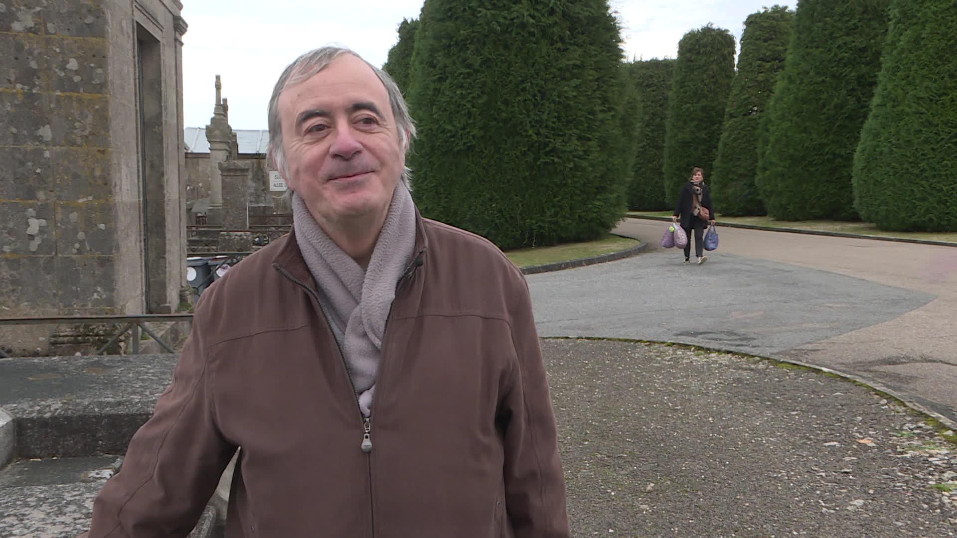 Trop minéral, le cimetière de Louyat, à Limoges, doit être végétalisé pour que le lieu soit plus frais en été.