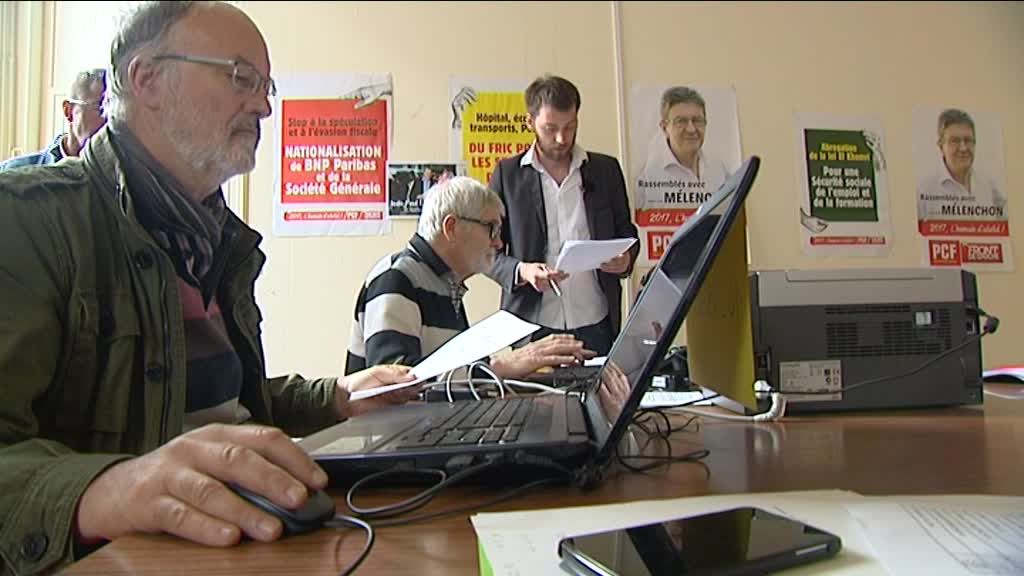 Ambiance le soir du 1er tour  à la permanence havraise du Parti Communiste