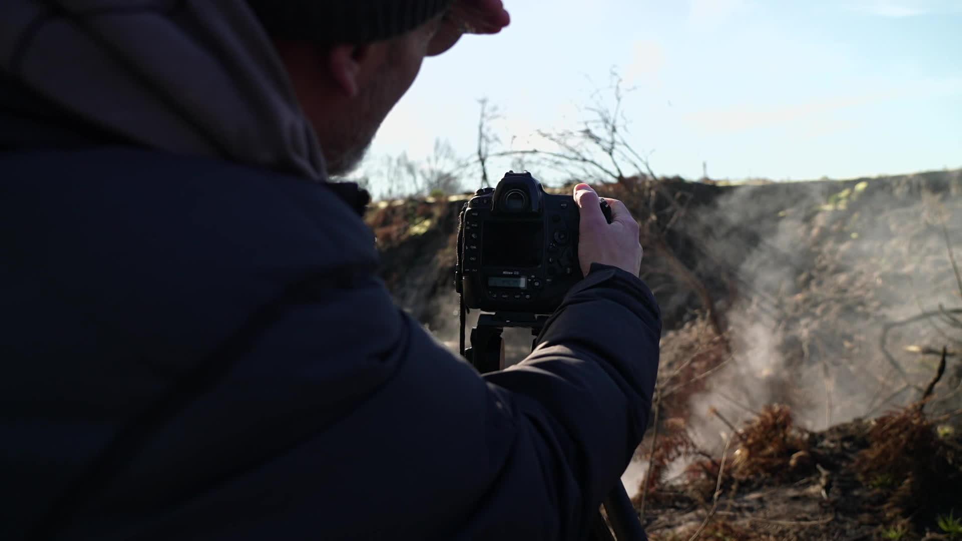 Le collectif de photographes LesAssociés documente les conséquences dévastatrices des incendies de l'été 2022 en Gironde