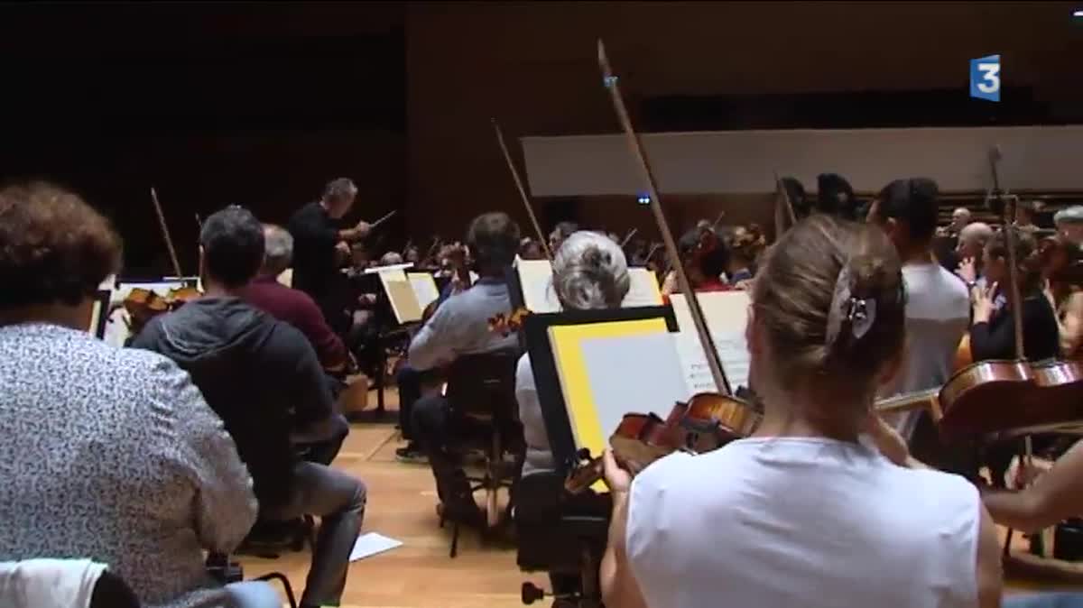 Alexandre Bloch, 31 ans, devient le nouveau chef d'orchestre de l'Orchestre National de Lille