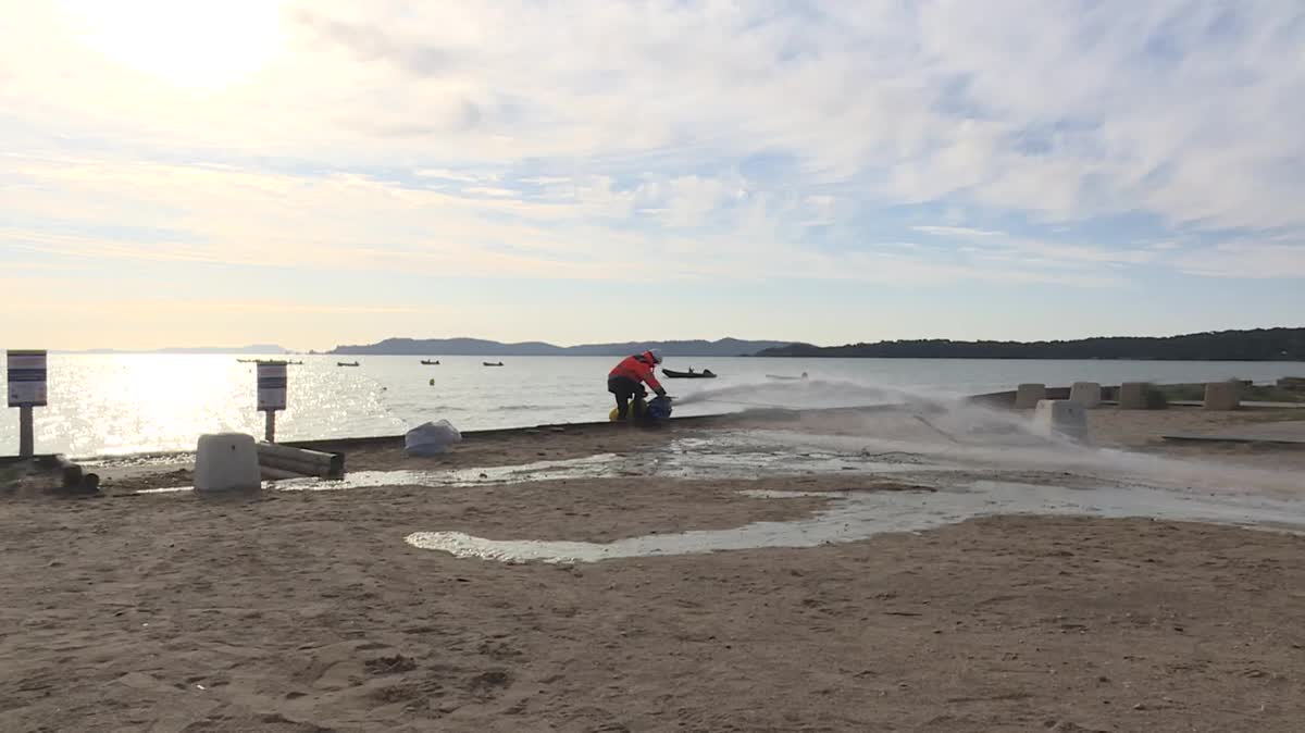 L'île de Porquerolles n'est actuellement pas raccordée au réseau d'eau potable.