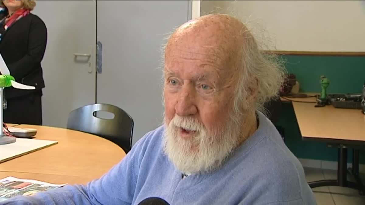 Hubert Reeves au collège Lucie Aubrac le 21 septembre à Clermont-Ferrand. 