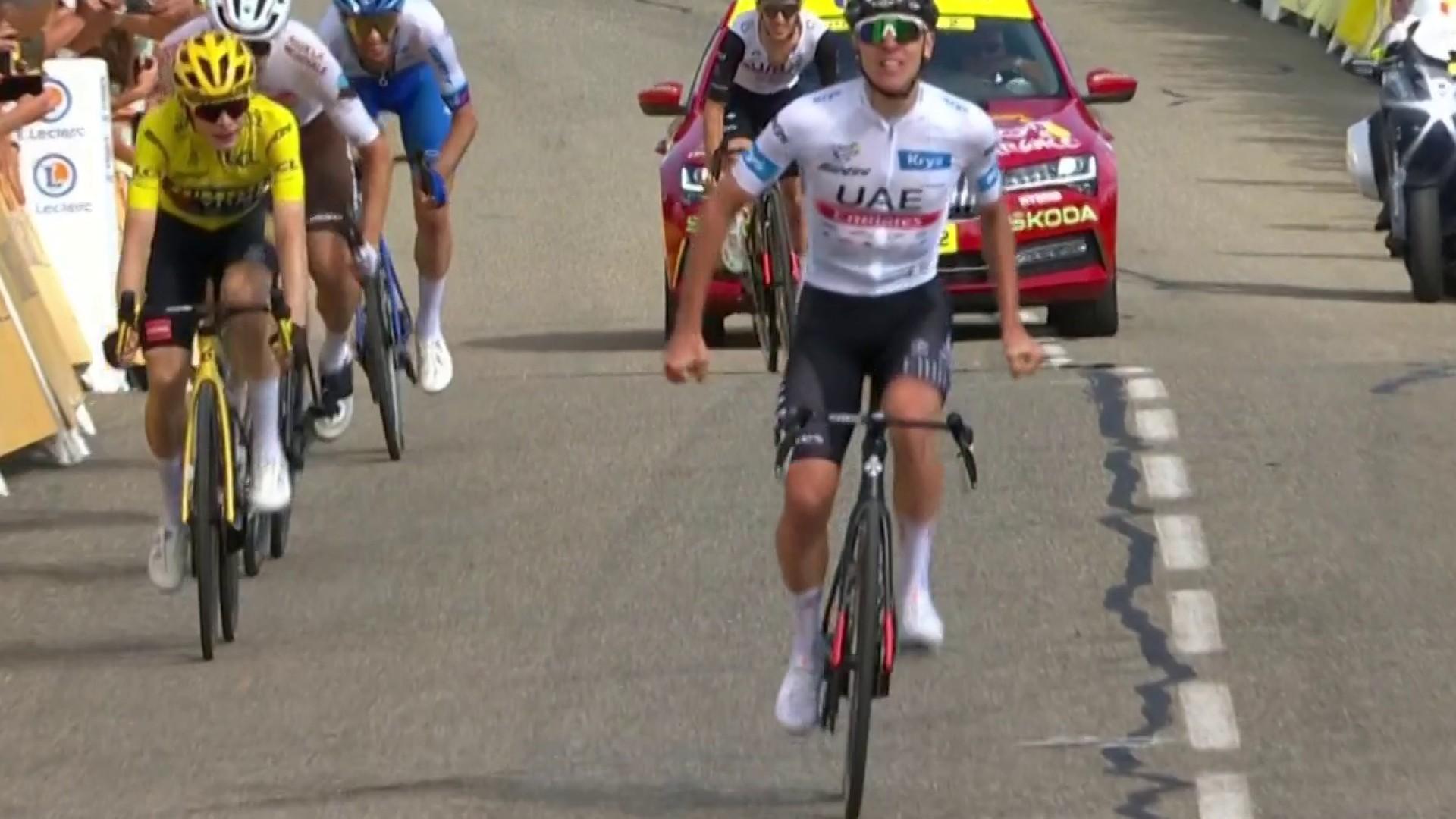 Tadej Pogacar remporte cette 20e étape, au sprint devant Jonas Vingegaard. Thibaut Pinot, en tête durant longtemps, finit 7e de cette étape, après s'être fait rattraper dans le dernière ascension.