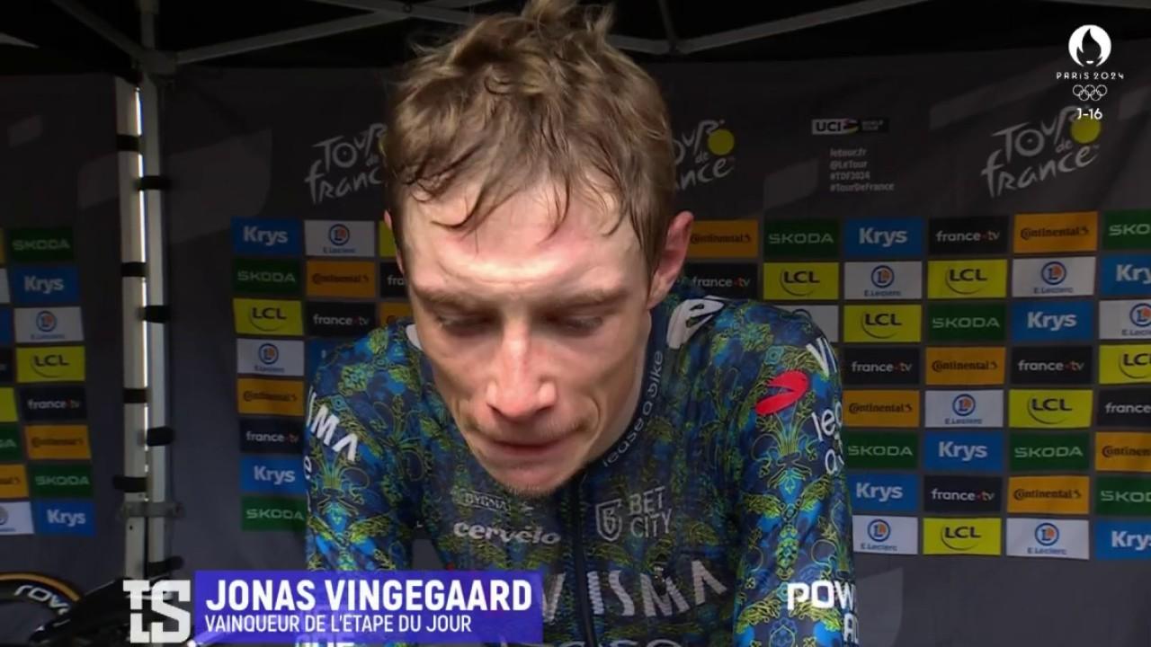 La onzième étape du Tour de France a été marquée par un sacré duel entre Jonas Vingegaard et Tadej Pogacar. Revivez la victoire du Danois qui s'impose face au Slovène au terme d'un sprint incroyable dans ce résumé de Philippe Lafon.