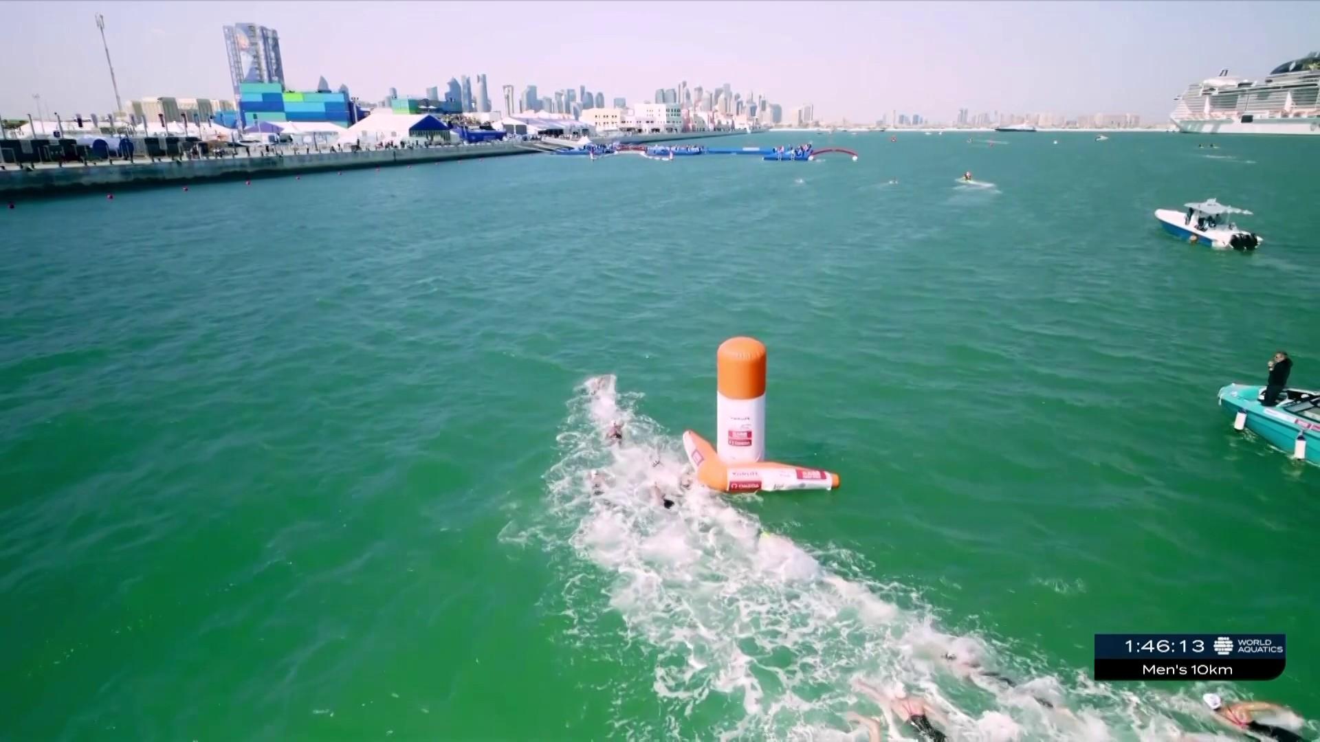 Marc-Antoine Olivier est vice-champion du monde du 10km en eau libre derrière le Hongrois Kristof Rasovszky en or. Avec cette magnifique seconde place, il s'est assuré de participer aux Jeux Olympiques de Paris 2024. Logan Fontaine l'a imité mais il n'est pas parvenu à monter sur le podium. Malgré un sprint final haletant, le nageur tricolore a hérité de la 4e place.