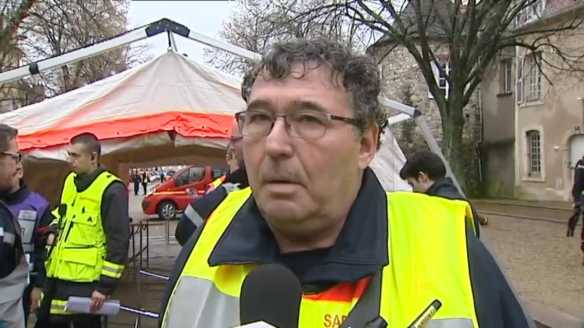 Le 31 janvier, un exercice grandeur nature a été organisé au palais de justice de Moulins (Allier) pour tester la coordination des secours en cas d'attaque terroriste.