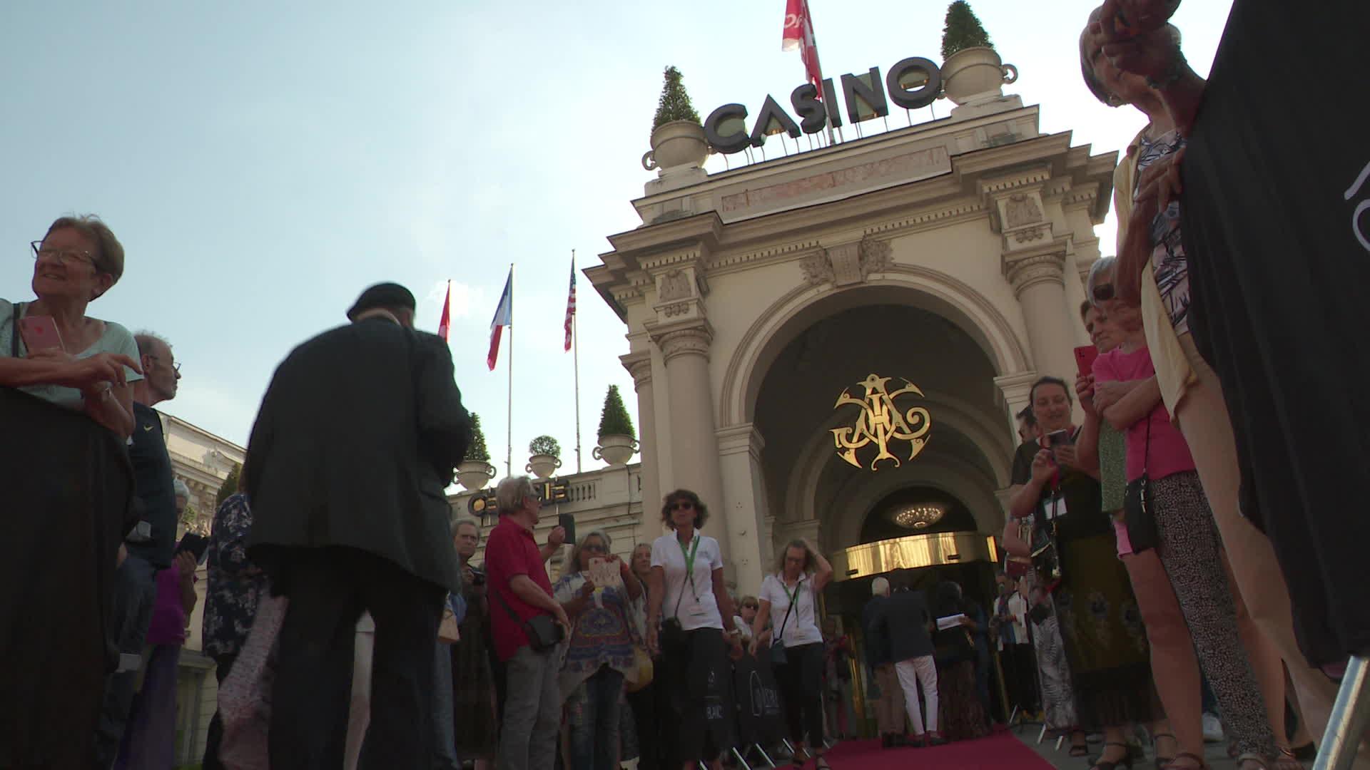 Jusqu’au 10 juin, la seconde édition du Festival du film français d’Aix-les-Bains va permettre au grand public de voter pour les 12 films en compétition. Parmi eux, le nouveau film de Jean-Pierre Améris, Maryline et son juge avec Michel Blanc et Louane.