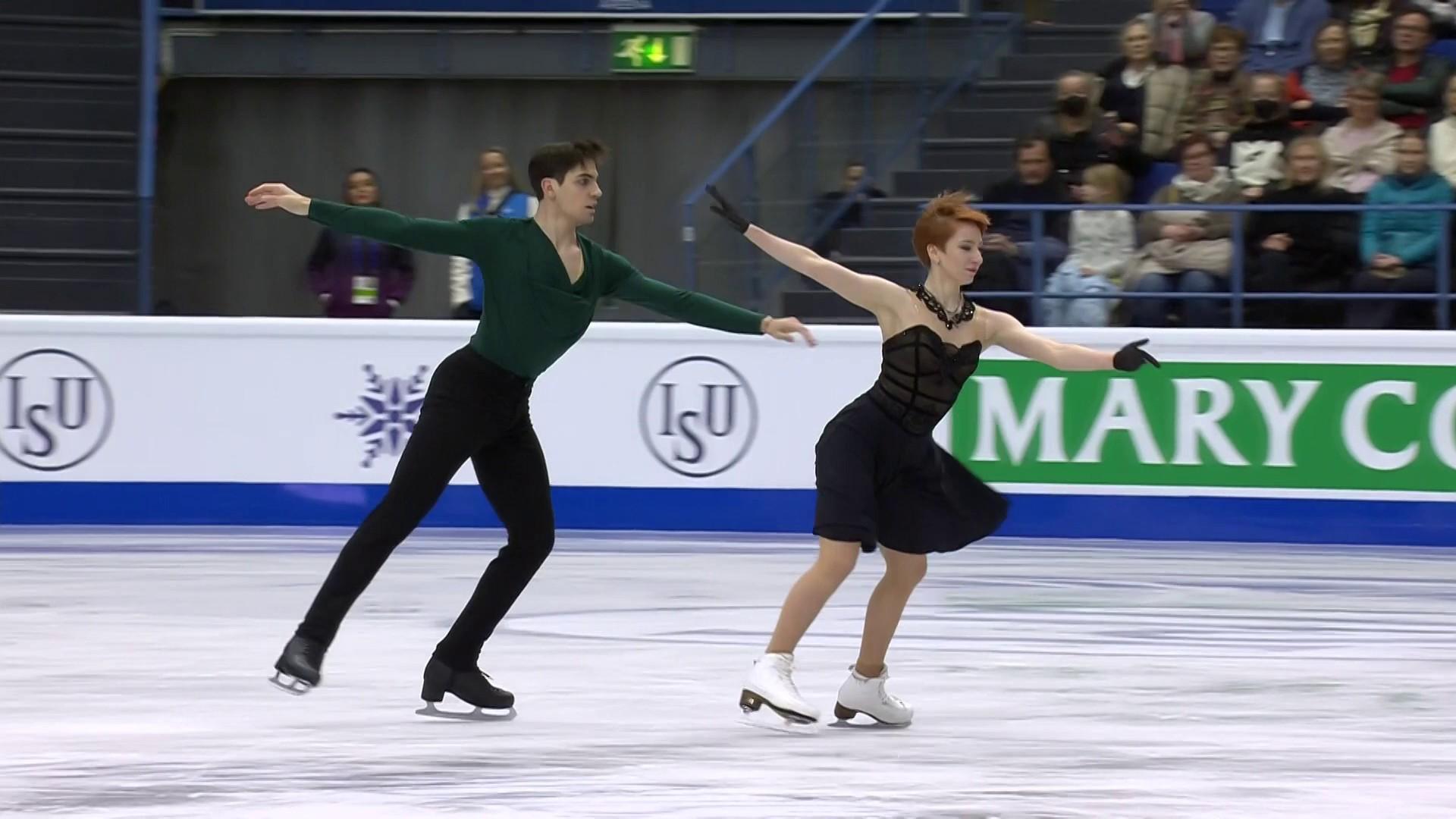 Belle prestation de la paire Evgeniia Lopareva et Geoffrey Brissaud, qui prend logiquement la tête de la compétition, après le passage en danse libre ! Avec un total de 191.85, les Français relèguent l'autre paire française, Demougeot / le Mercier au deuxième rang.