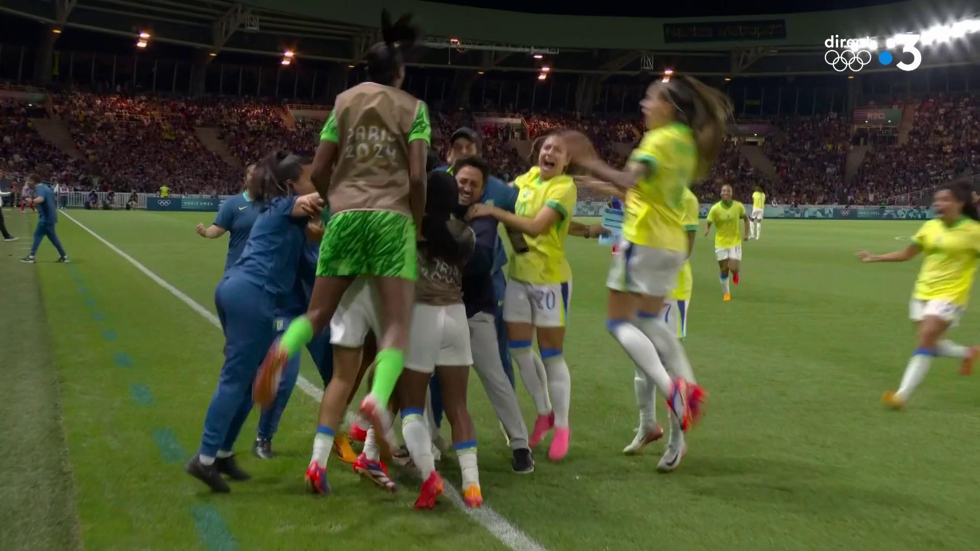 L'équipe de France s'est inclinée face au Brésil, en quarts de finale du tournoi olympique de football féminin, samedi 3 août au stade de la Beaujoire de Nantes.