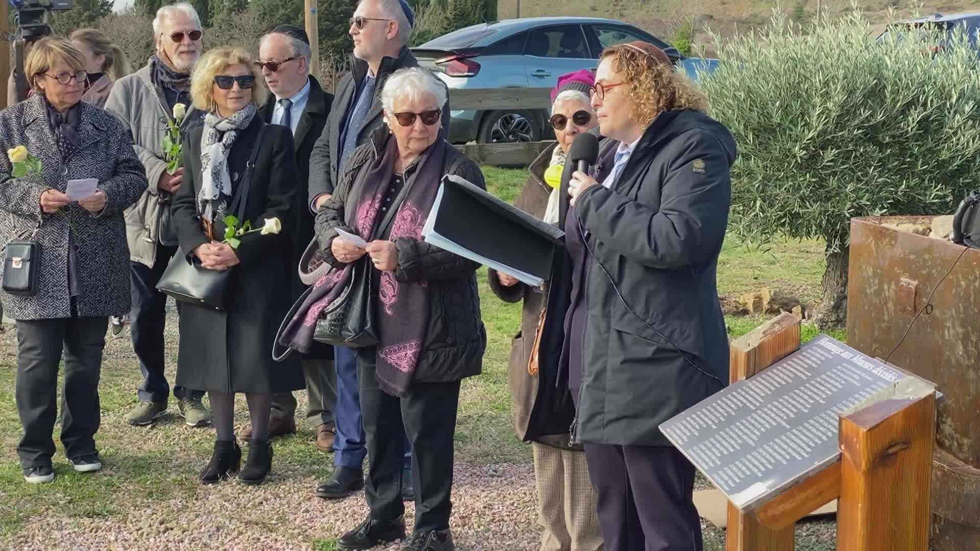 Une cérémonie en hommage à treize juifs déportés en 1944, tous anciens travailleurs des mines d'or de Salsigne (Aude), au mémorial des mineurs la Montagne noire, le 31 janvier 2024.