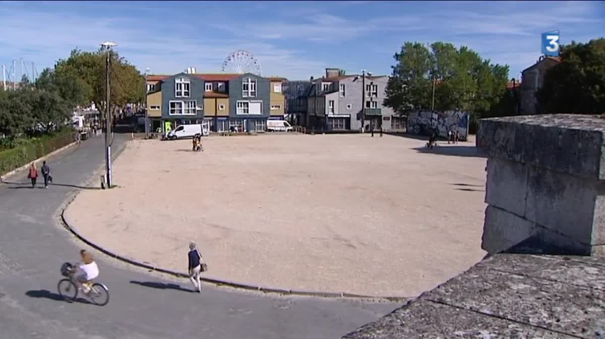 Les travaux autour du Vieux Port ont commencé à La Rochelle.