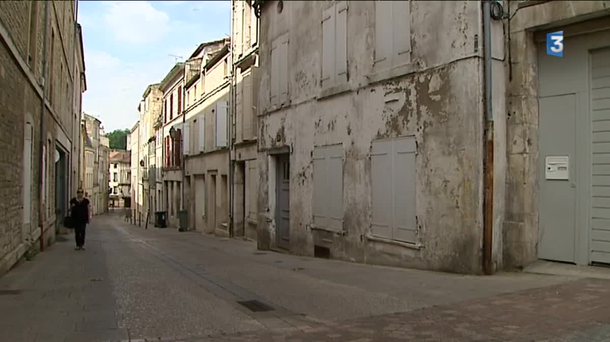 Un squat muré par les services municipaux pour en interdire l'accès.