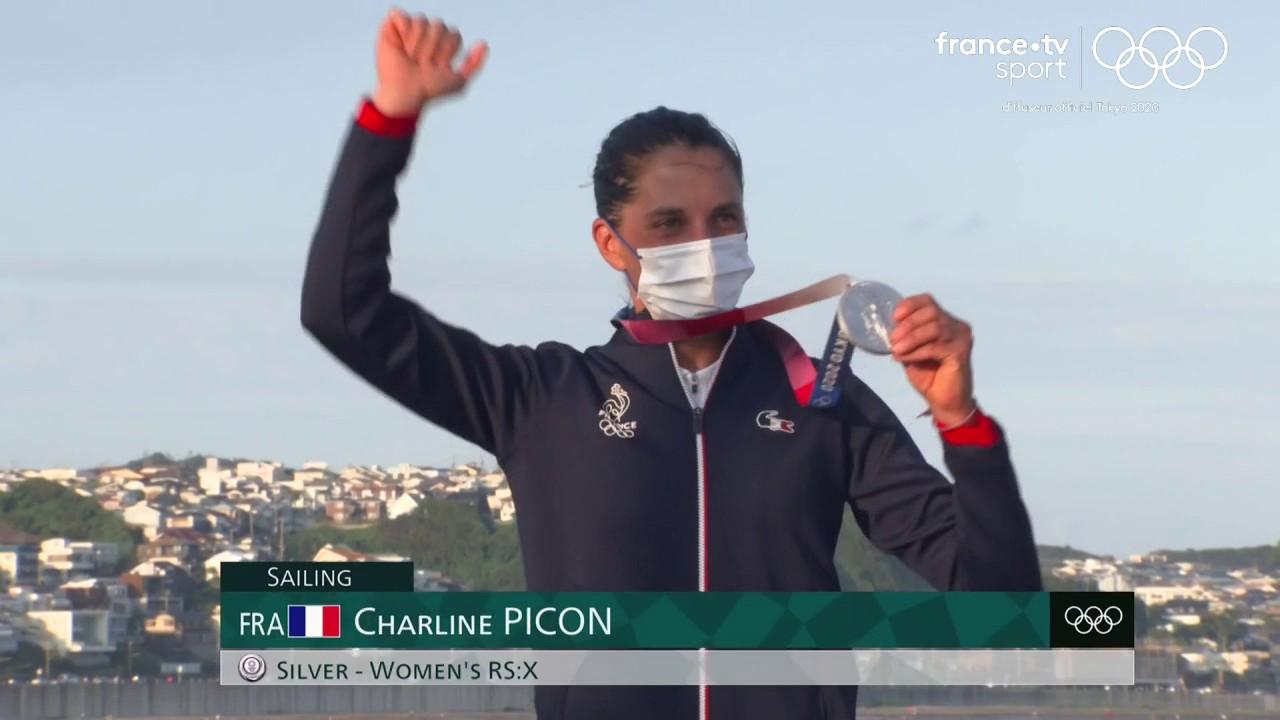 Charline Picon VICE-CHAMPIONNE OLYMPIQUE en voile RS:X !
Elle remporte sa deuxième médaille Olympique après l'or en 2016 à Rio. Félicitations Charline !