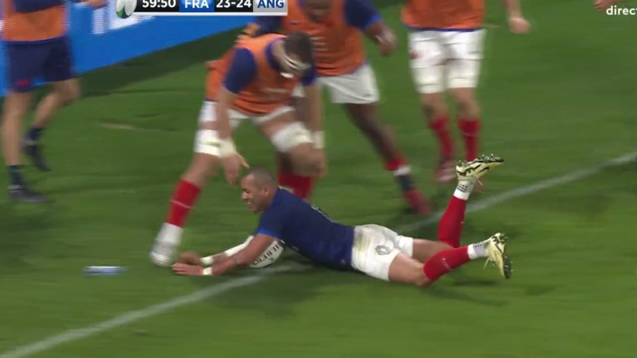 This time France took advantage of an English error, on a throw-in.  However, this is a sector of the game where until now, the XV de la Rose was intractable.  Gaël Fickou was responsive and lively.  It thus made it possible to restore the advantage in the score to the French.  A lead which became more considerable a few moments later with the inevitable Thomas Ramos, perfect this evening with his transformations.