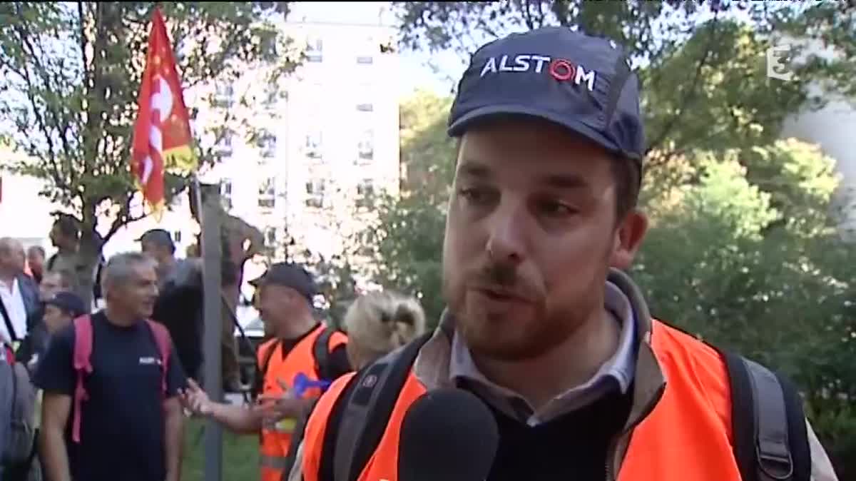 Dans le TGV pour Paris, 300 salariés d'Alstom Belfort en route pour une manifestation